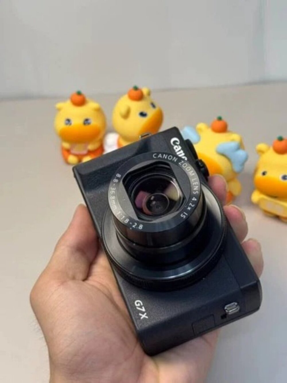 Canon PowerShot G7 X Mark III 20.2MP 4K Digital Camera Black – 4.2x Zoom